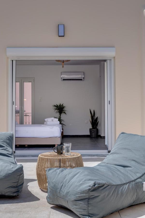 Theogonia Apartment *